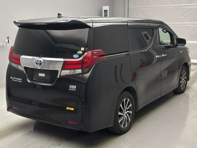 TOYOTA ALPHARD AYH30W Executive Lounge 2