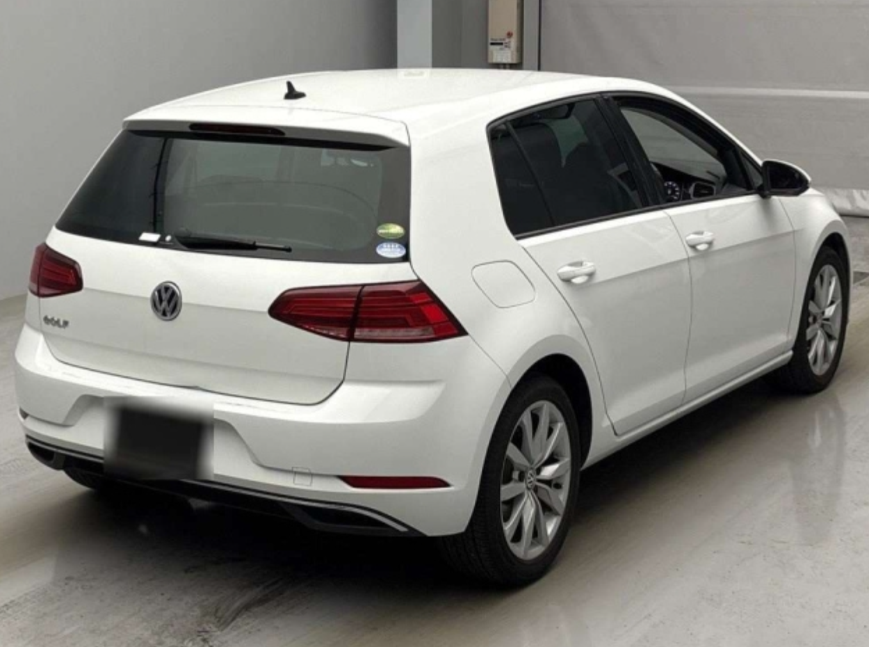 Volkswagen Golf GTI (MK7.5 AUCHH) 2
